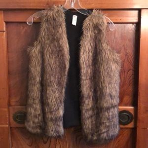Truluv brown faux fur vest sz 14 youth